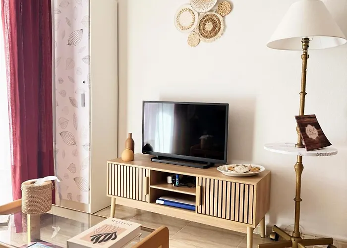 Boho Chic, Sunny With Terrace Appartamento